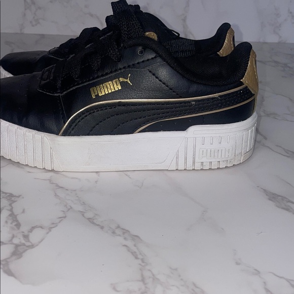 Boys 11.5c Puma Black Sneakers with Gold Highlights - Picture 1 of 6